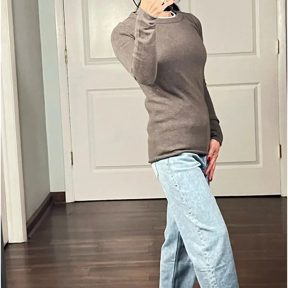 J.Crew 100% cashmere crewneck sweater size XS